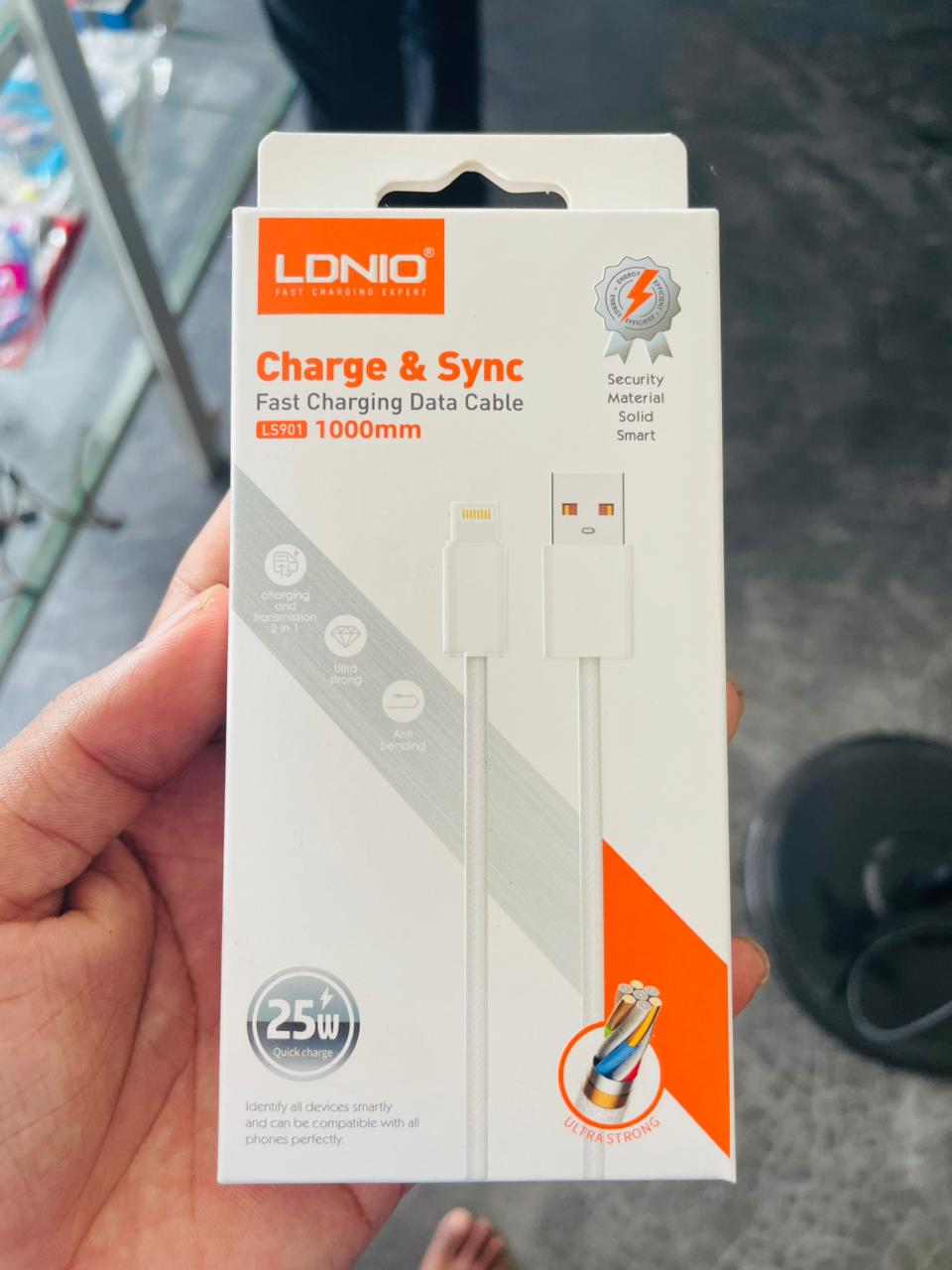 LDNIO 25W Fast Charging & Sync Data Cable (Lightning)